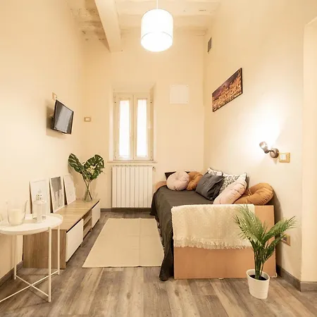 Mirella S Cozy In Center Town