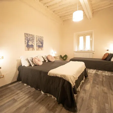 Mirella S Cozy In Center Town Apartment Lucca